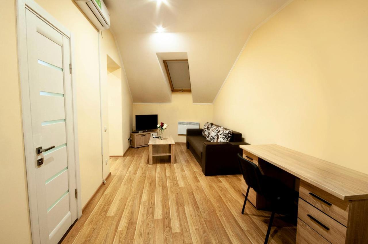 Wonderful Flat On City Center Uzhhorod Ngoại thất bức ảnh