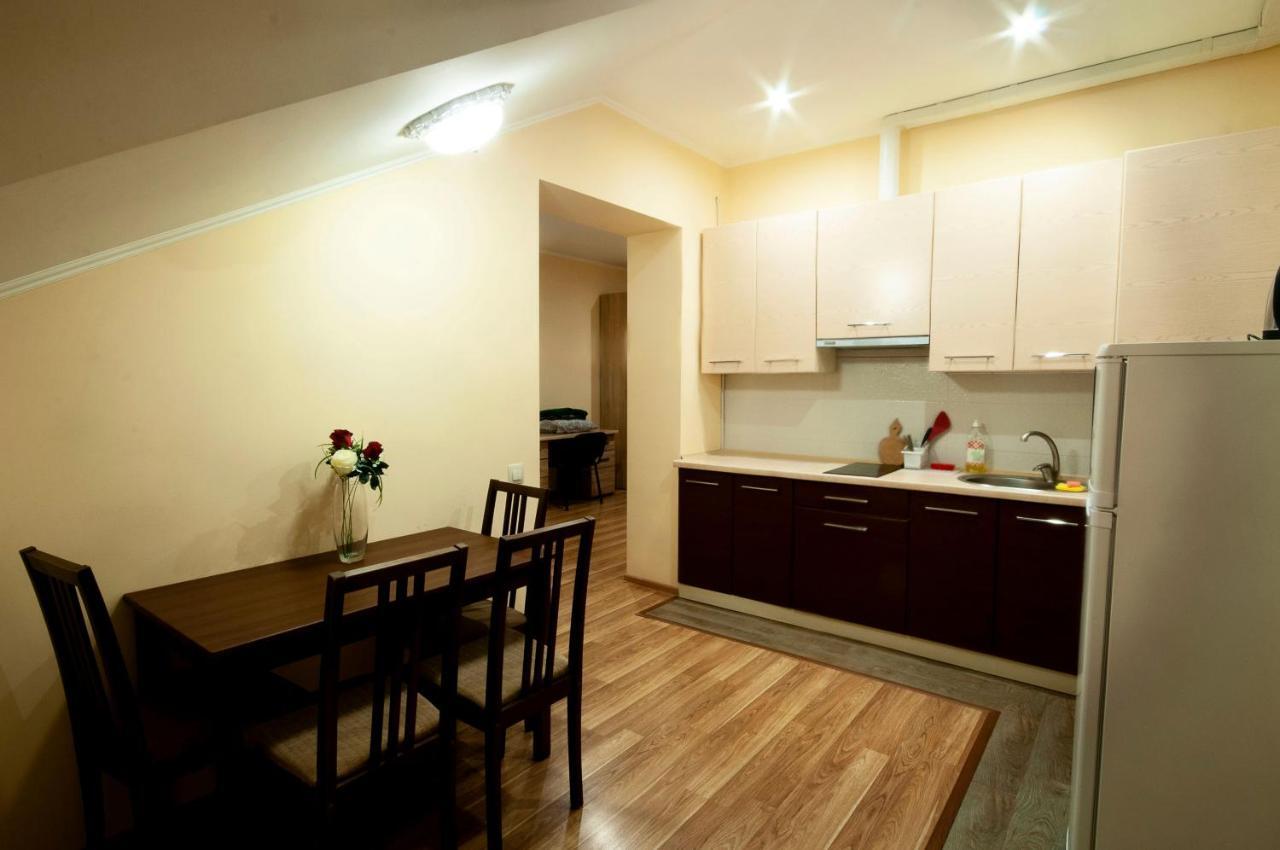 Wonderful Flat On City Center Uzhhorod Ngoại thất bức ảnh